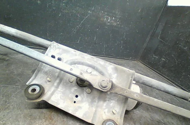 Moteur essuie-glace avant JEEP GRD CHEROKEE 2001 occasion