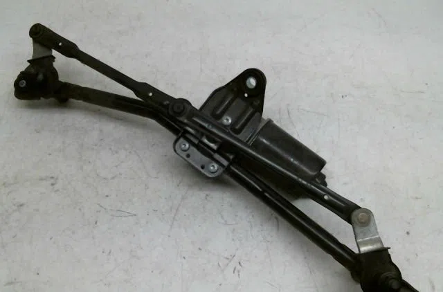 Moteur essuie-glace avant Kia CEE'D 3-5 portes (ED) 1.6 crdi 115 (2006-2012) occasion