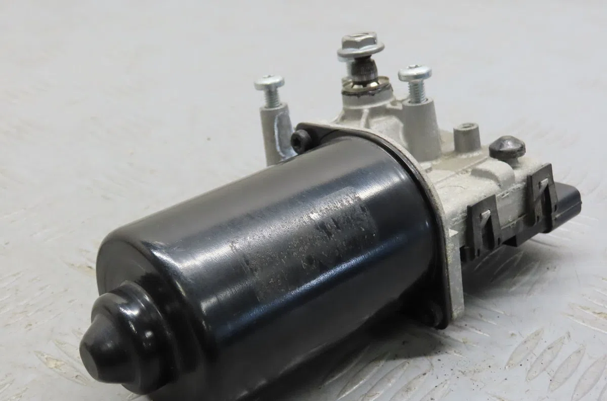 Moteur essuie-glace avant Kia CEE'D (JD) 1.6 crdi 136 (2015-2018) occasion