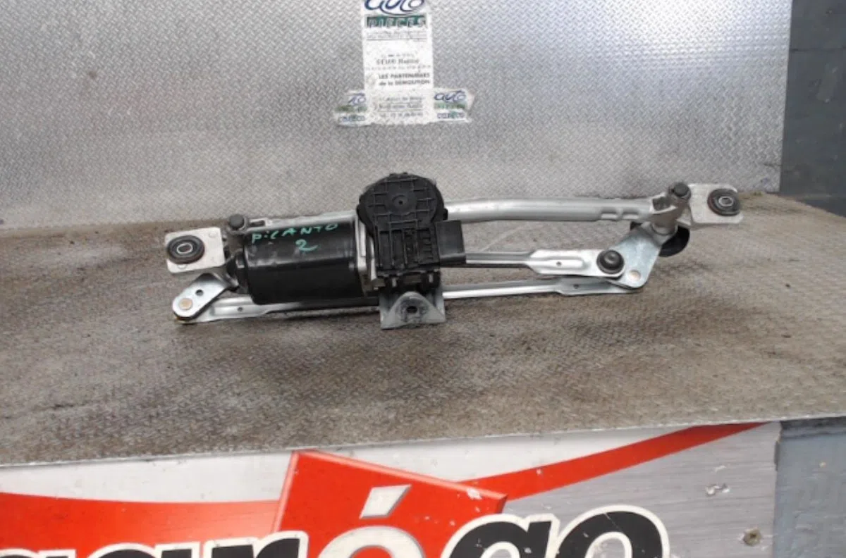 Moteur essuie-glace avant KIA PICANTO 2  PICANTO 2 PHASE 1 occasion