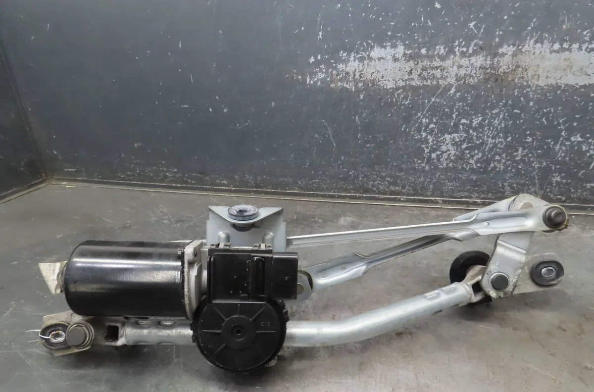 Moteur essuie-glace avant Kia PRO CEE'D (JD) 1.6 crdi 128 (2013-2015) occasion