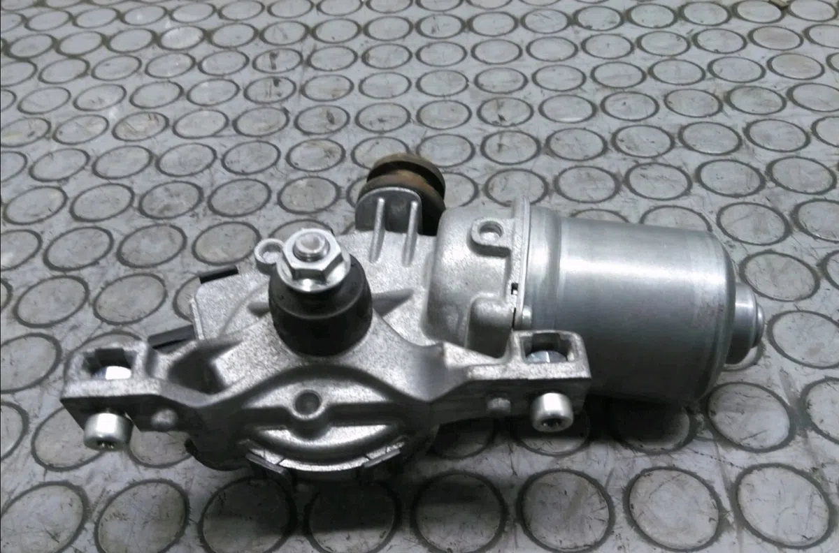 Moteur essuie-glace avant LAND ROVER DISCOVERY SPORT 2015 occasion