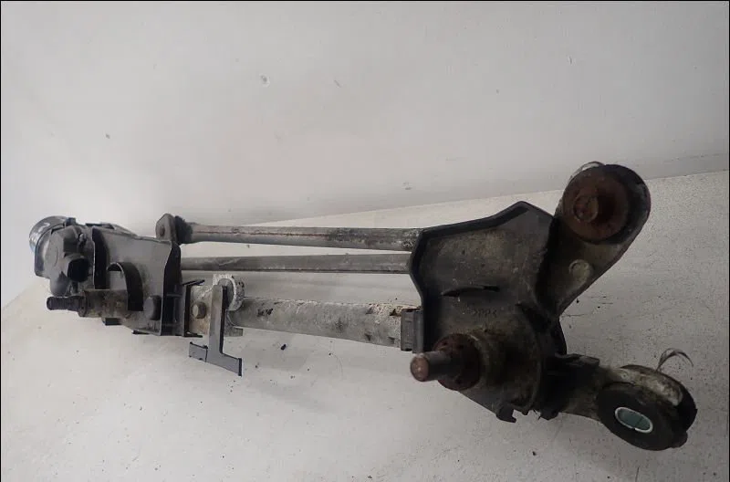 Moteur essuie-glace avant Mazda 2 (DE_, DH_) 1.4 mzr-cd (2008-2015) occasion