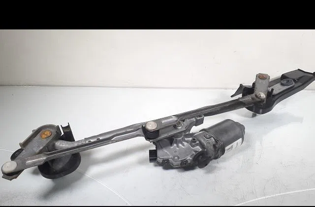 Moteur essuie-glace avant Mazda 6 Break (GH) 2.2 d (gh10) (2010-2013) occasion