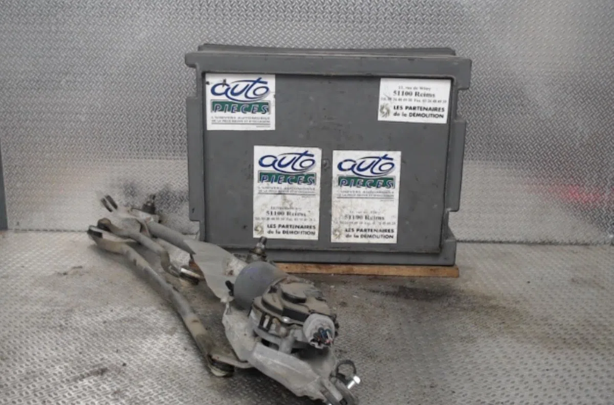 Moteur essuie-glace avant MAZDA CX7  CX7 PHASE 2 occasion