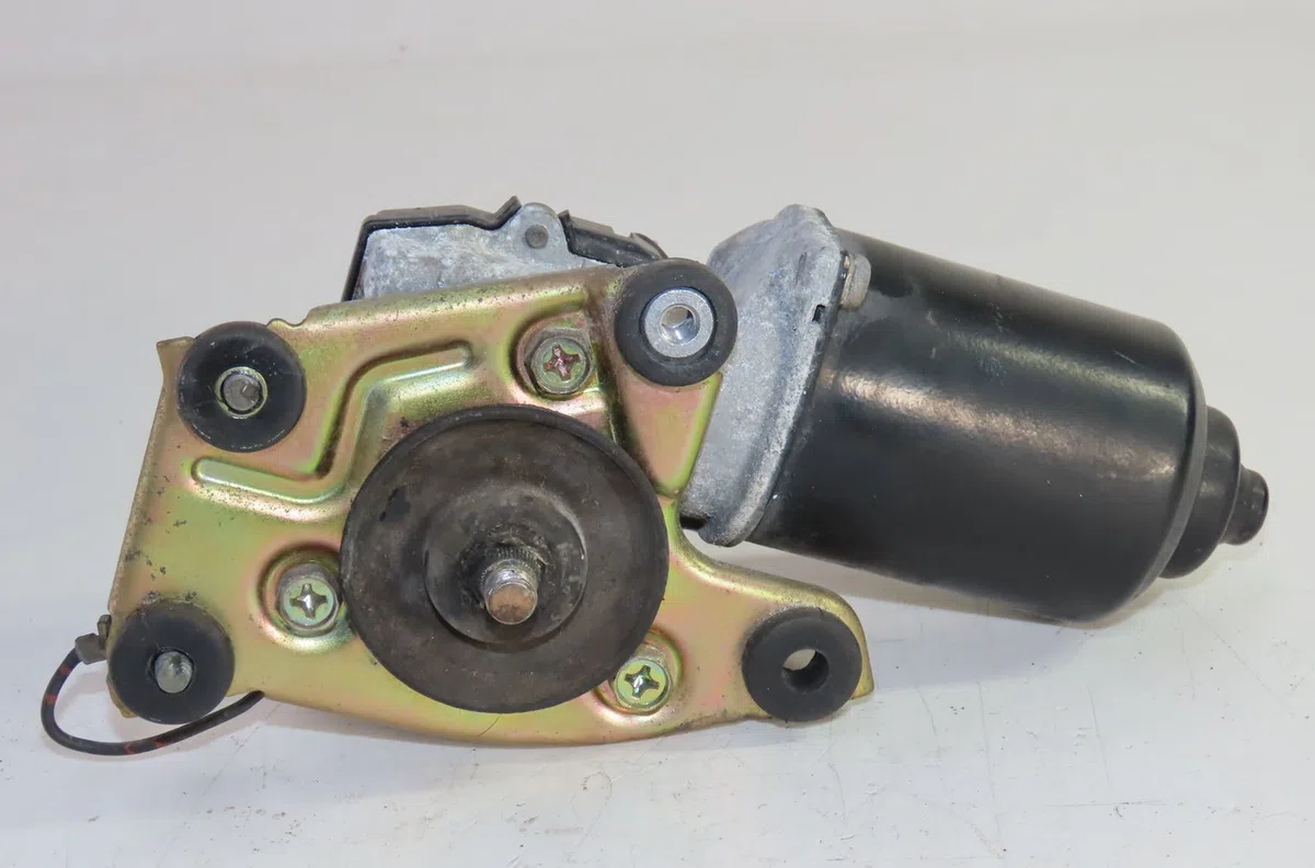 Moteur essuie-glace avant Mazda MX-5 II (NB) 1.6 16v (nb6c) (1998-2005) occasion