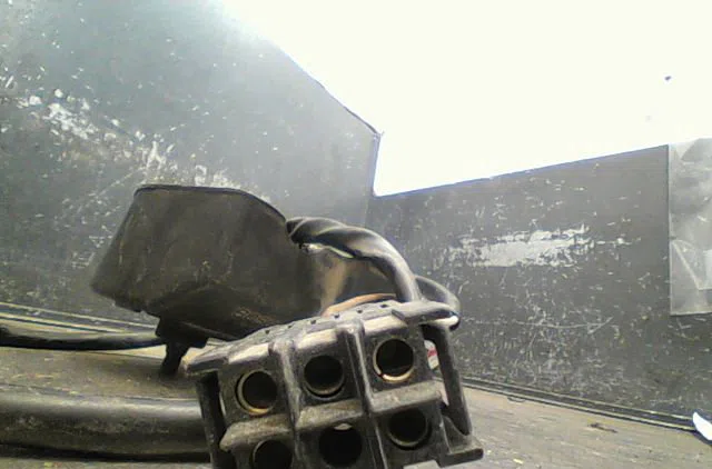 Moteur essuie-glace avant Mercedes-benz 190 (W201) D 2.0 (201.122) (1983-1989) occasion