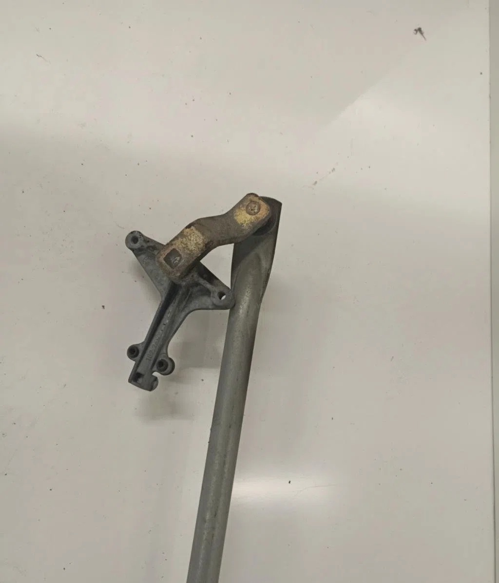 Moteur essuie-glace avant Mercedes-benz CLASSE A (W168) A 170 cdi (168.009, 168.109) (2001-2004) occasion