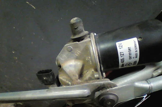 Moteur essuie-glace avant Mercedes-benz CLASSE A (W169) A 160 cdi (169.006, 169.306) (2004-2012) occasion