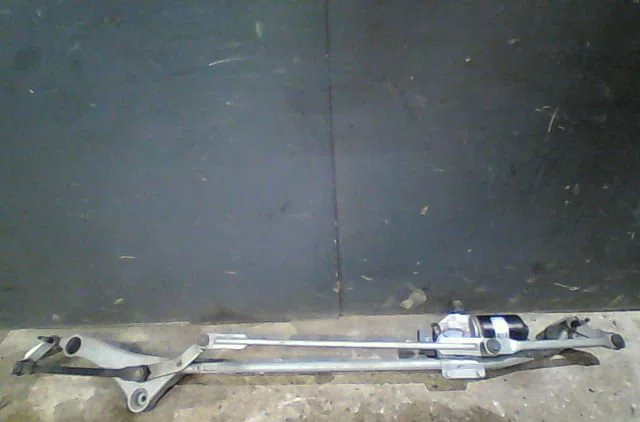 Moteur essuie-glace avant Mercedes-benz CLASSE A (W169) A 180 cdi (169.007, 169.307) (2004-2012) 5 portes occasion