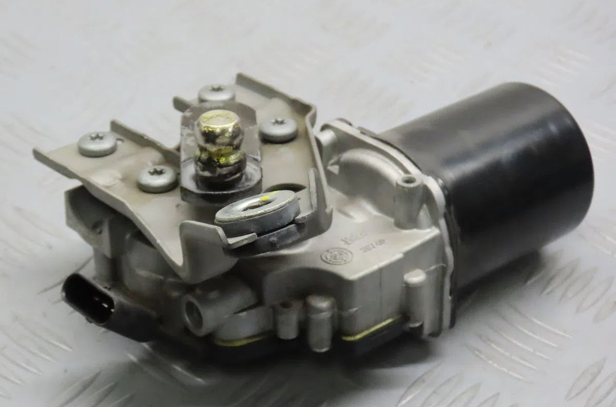 Moteur essuie-glace avant Mercedes-benz CLASSE A (W176) A 180 (176.042) (2012-2018) occasion