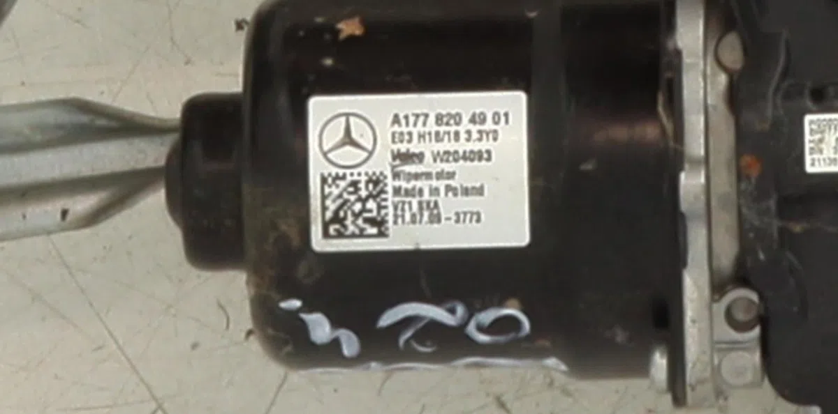 Moteur essuie-glace avant Mercedes-benz CLASSE A (W177) A 250 e (177.086) (2019) 5 portes occasion
