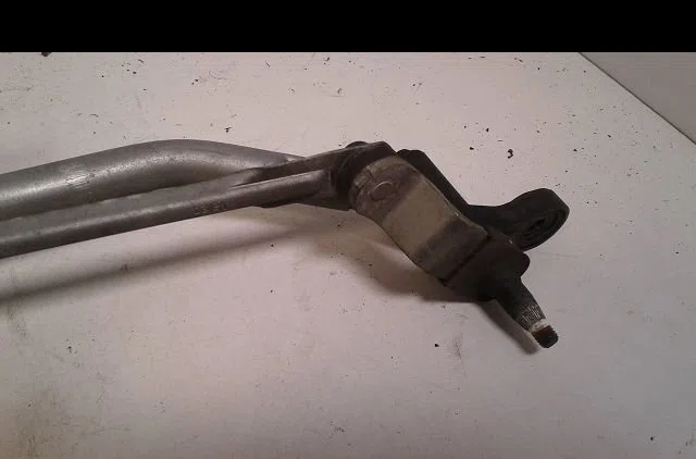 Moteur essuie-glace avant Mercedes-benz CLASSE B Sports Tourer (W245) B 180 cdi (245.207) (2005-2011) 5 portes occasion