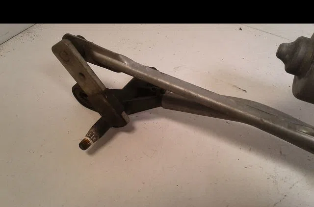Moteur essuie-glace avant Mercedes-benz CLASSE B Sports Tourer (W245) B 180 cdi (245.207) (2005-2011) 5 portes occasion