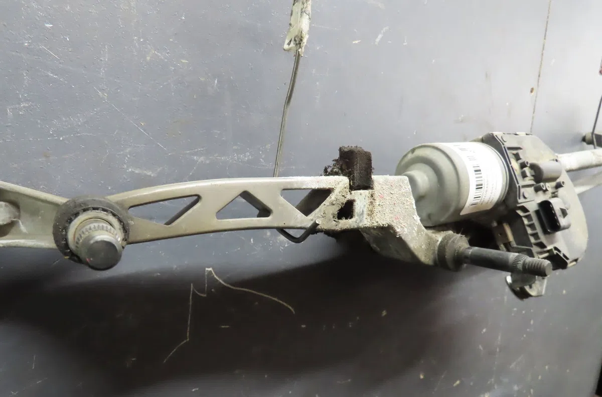 Moteur essuie-glace avant Mercedes-benz CLASSE C (W204) C 350 cdi (204.022) (2009-2014) occasion