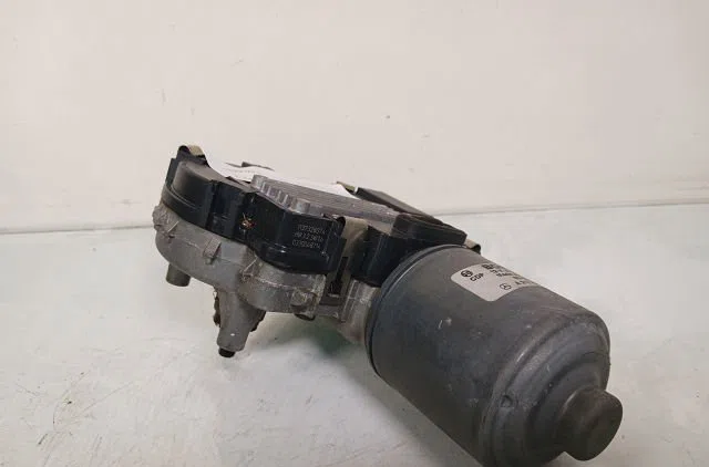 Moteur essuie-glace avant Mercedes-benz CLASSE E (W211) E 200 cdi (211.004) (2002-2008) occasion