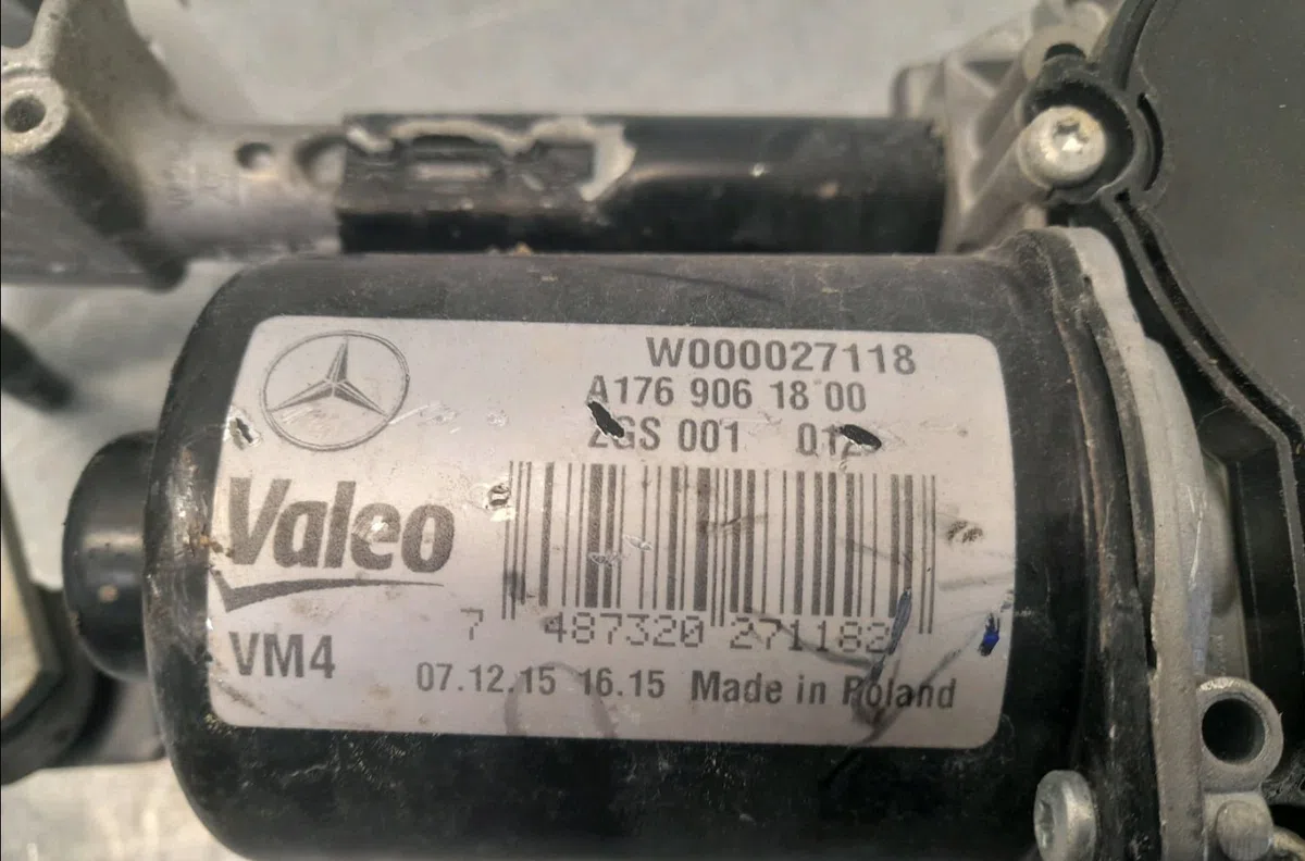 Moteur essuie-glace avant Mercedes-benz CLASSE GLA (X156) Gla 180 (156.942) (2015) occasion