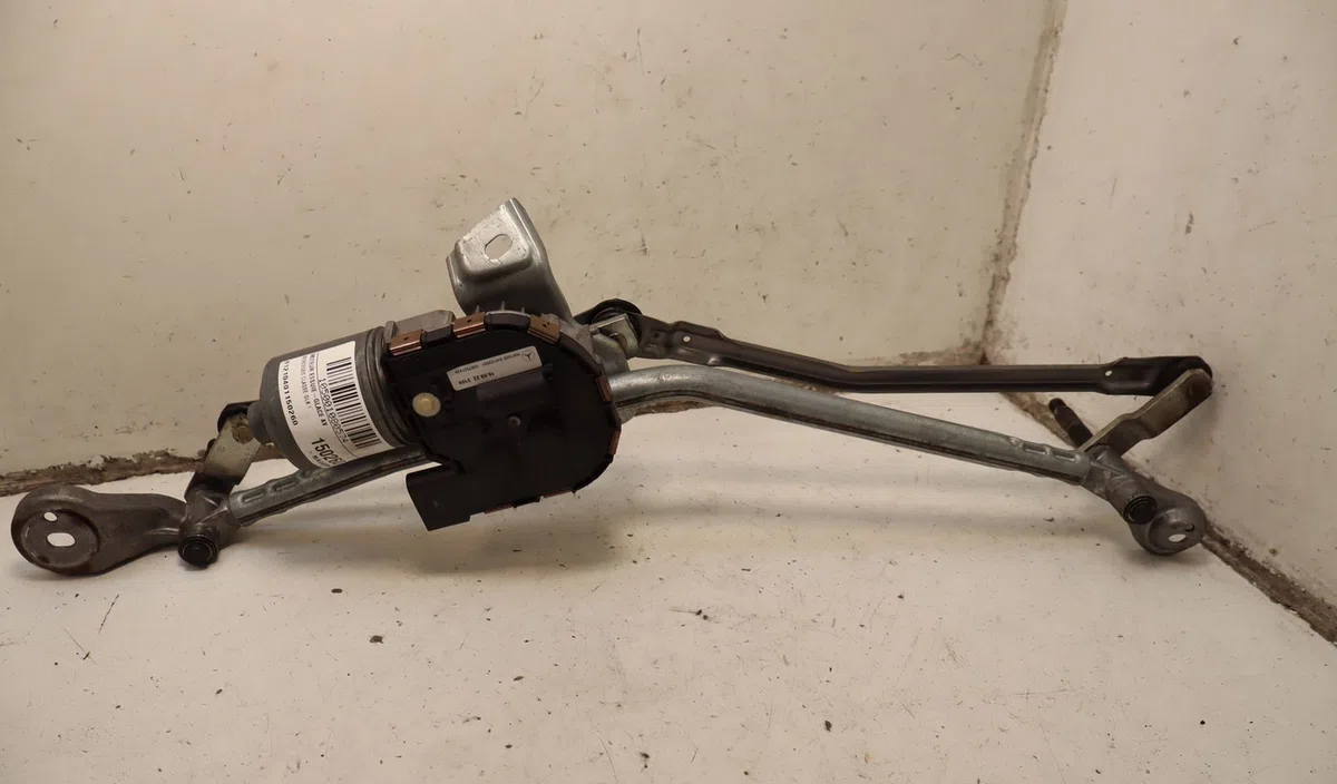 Moteur essuie-glace avant Mercedes-benz CLASSE GLK (X204) 220 cdi 4-matic (204.984, 204.997) (2008-2015) occasion