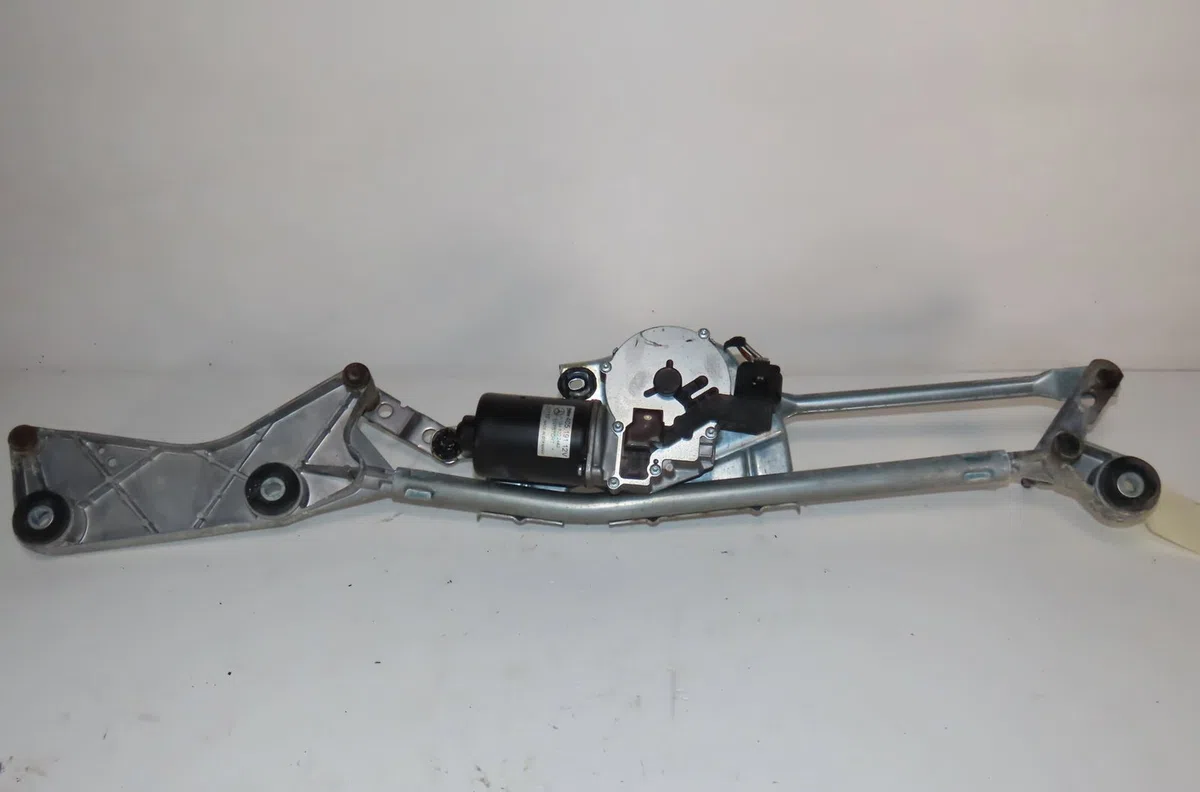 Moteur essuie-glace avant Mercedes-benz CLASSE M (W166) Ml 250 cdi - bluetec 4-matic (166.004, 166.003) (2011-2015) occa