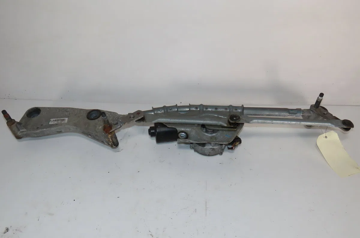 Moteur essuie-glace avant Mercedes-benz CLASSE M (W166) Ml 250 cdi - bluetec 4-matic (166.004, 166.003) (2011-2015) occa