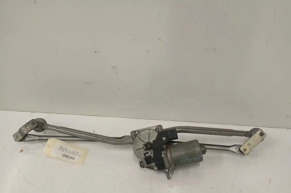 Moteur essuie-glace avant Mercedes-benz SPRINTER 3,5-t Camionnette (B906) 313 cdi (906.631, 906.633, 906.635, 906.637) (