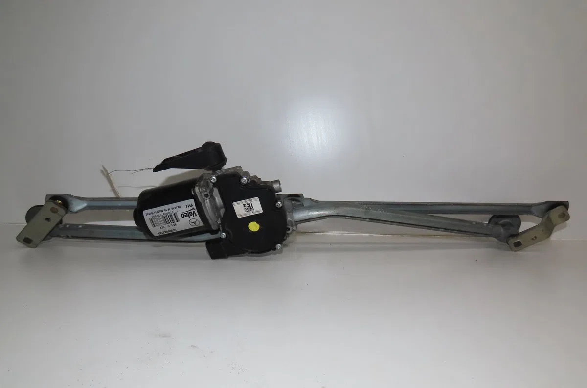 Moteur essuie-glace avant Mercedes-benz SPRINTER 4-t Camionnette (B907, B910) 414 cdi rwd (907.643, 907.645, 907.647) (2