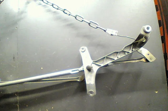 Moteur essuie-glace avant Mercedes-benz VITO - MIXTO Camionnette (W639) 111 cdi (639.601, 639.603) (2007) occasion