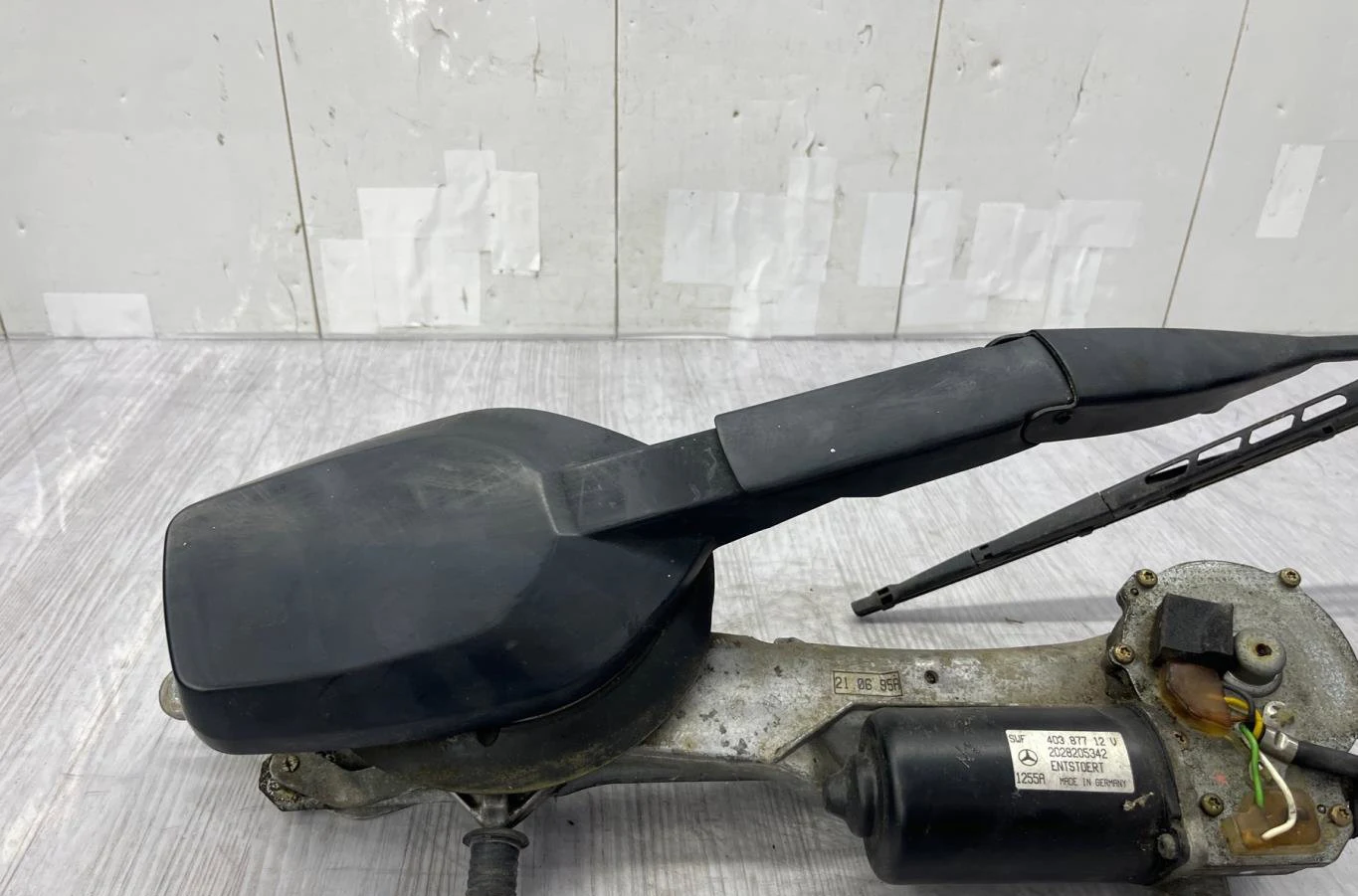 Moteur essuie-glace avant MERCEDES CLASSE C 202 PHASE 1 occasion