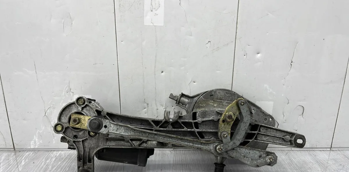 Moteur essuie-glace avant MERCEDES CLASSE CLK 208 PHASE 1 COUPE occasion