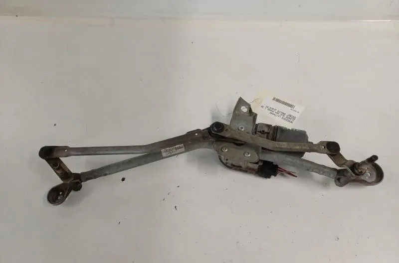 Moteur essuie-glace avant MERCEDES CLASSE GLK 204 PHASE 1 occasion