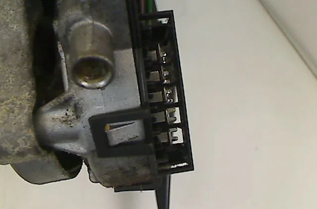 Moteur essuie-glace avant MERCEDES E220 1998 occasion