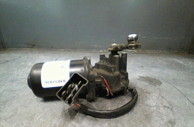 Moteur essuie-glace avant MERCEDES VITO 2001 occasion
