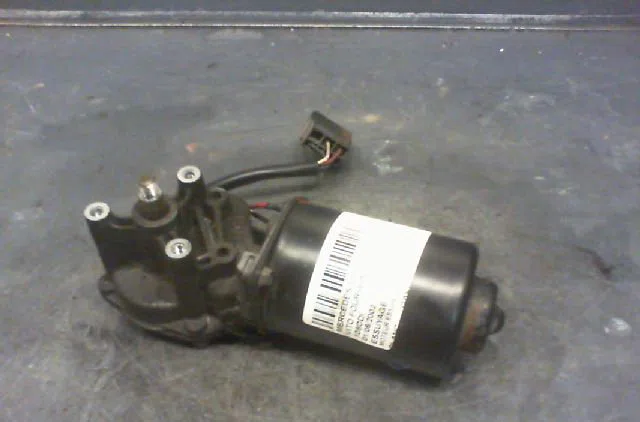 Moteur essuie-glace avant MERCEDES VITO 2002 occasion