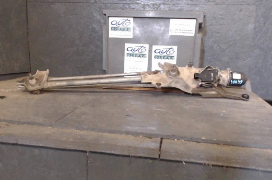 Moteur essuie-glace avant MITSUBISHI L200 IV  L200 IV DOUBLE CABINE occasion