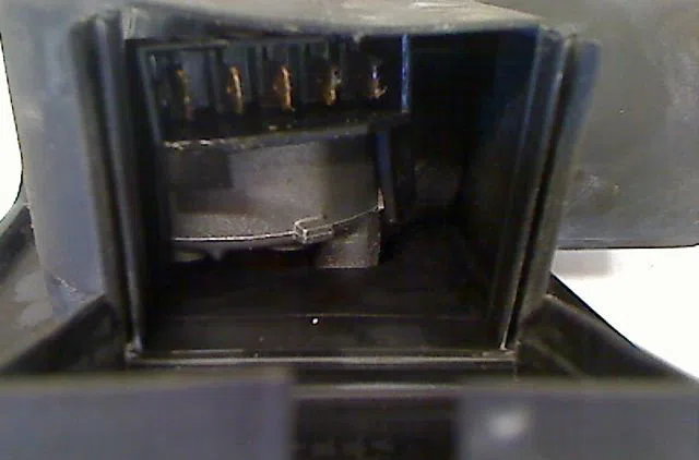 Moteur essuie-glace avant MITSUBISHI SPACE STAR 2001 occasion