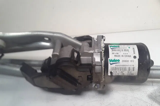 Moteur essuie-glace avant Nissan CUBE (Z12) 1.6 16v (2009) occasion