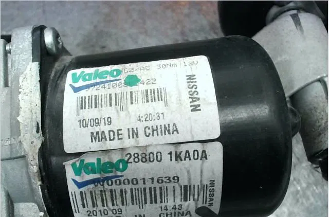 Moteur essuie-glace avant Nissan JUKE (F15) 1.6 dig-t (2010) occasion