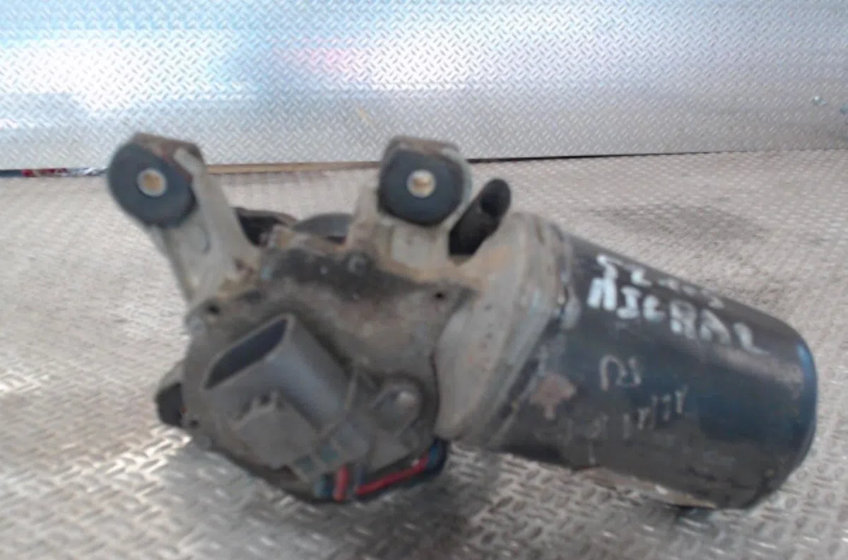 Moteur essuie-glace avant NISSAN MICRA 2  MICRA 2 PHASE 1 occasion