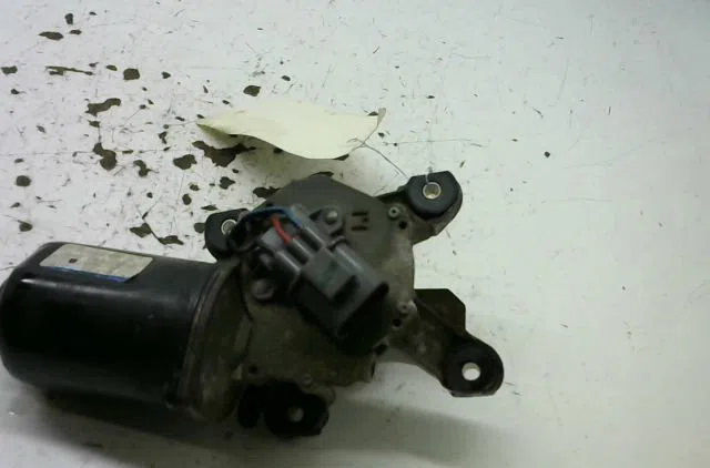 Moteur essuie-glace avant Nissan MICRA II (K11) 1.0 i 16v (1992-2000) occasion