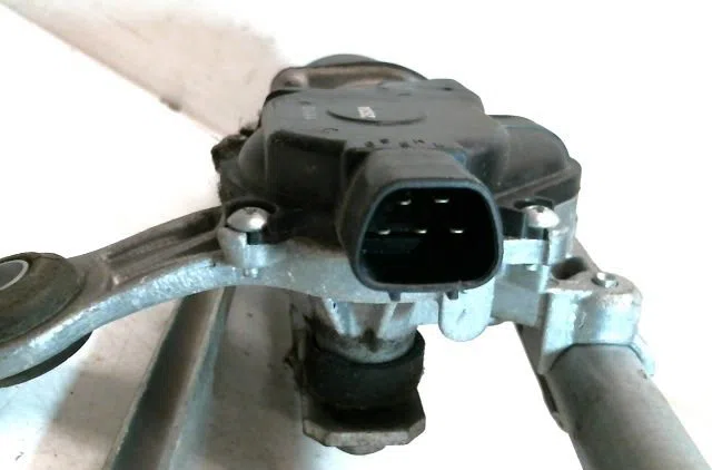Moteur essuie-glace avant NISSAN MICRA occasion