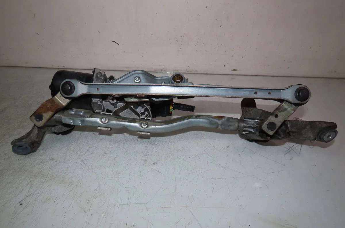 Moteur essuie-glace avant Nissan NOTE (E11, NE11) 1.4 (2006-2012) occasion