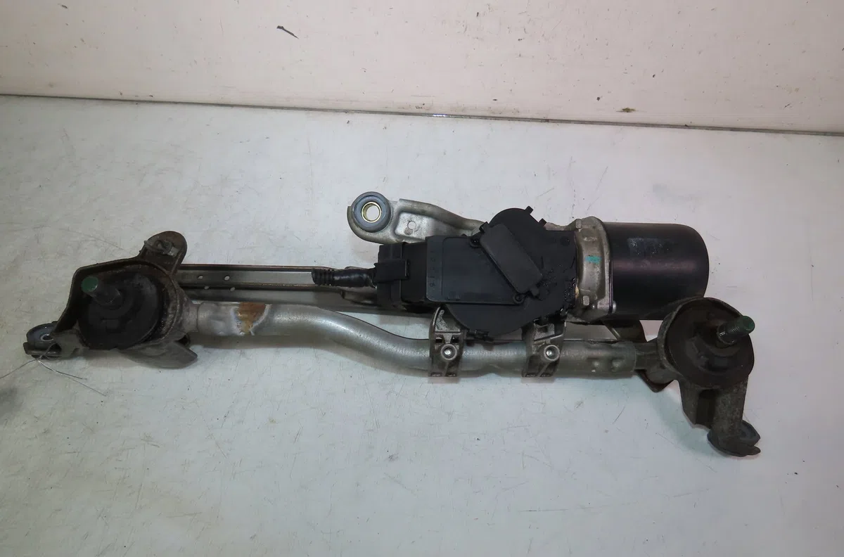 Moteur essuie-glace avant Nissan NOTE (E11, NE11) 1.4 (2006-2012) occasion
