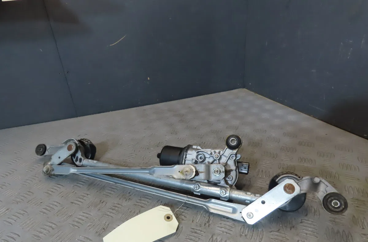 Moteur essuie-glace avant NISSAN NP300 occasion