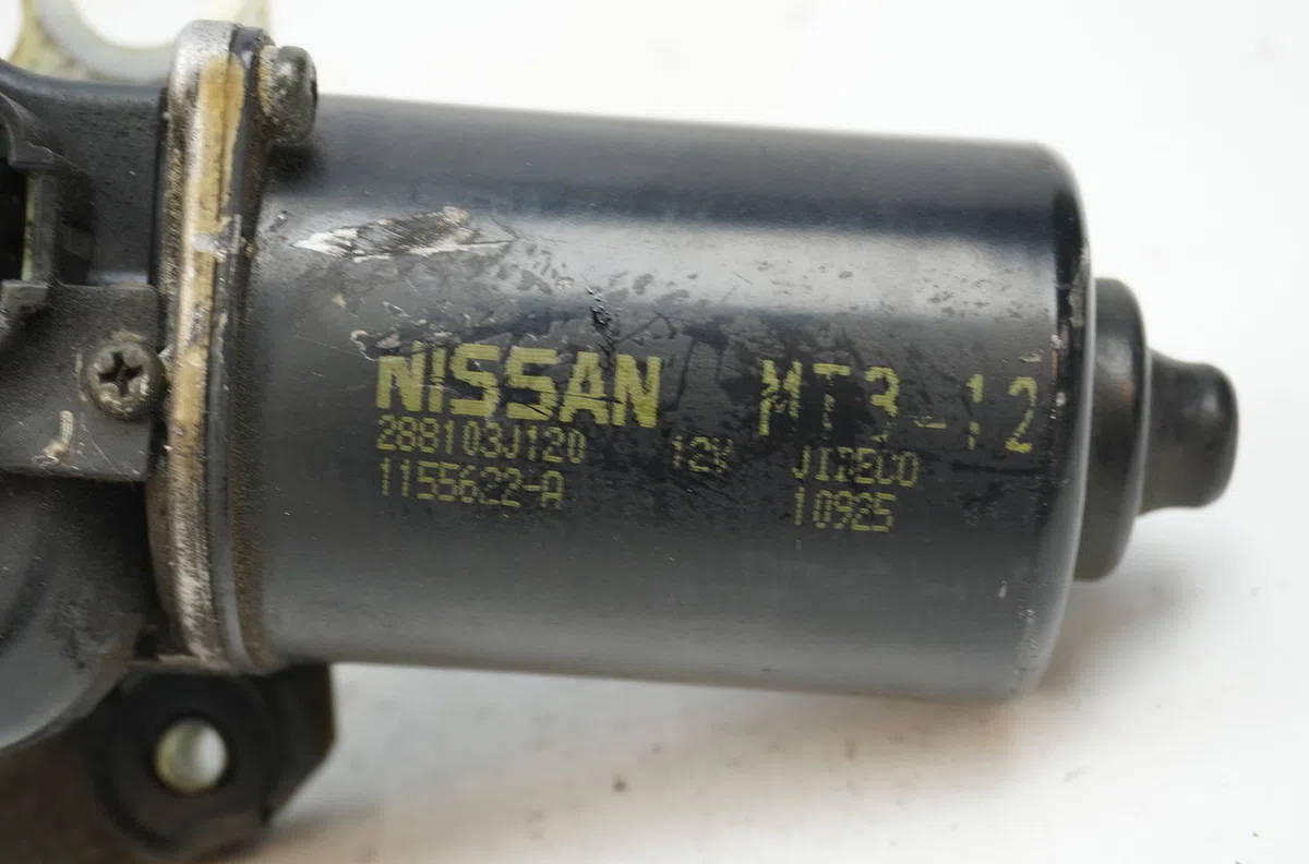 Moteur essuie-glace avant Nissan PRIMERA Hatchback (P11) 2.0 td (1996-2002) occasion