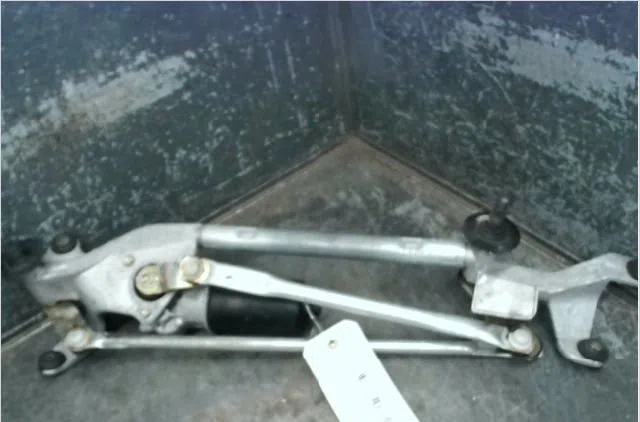 Moteur essuie-glace avant Nissan PRIMERA Hatchback (P12) 2.0 (2002-2008) occasion