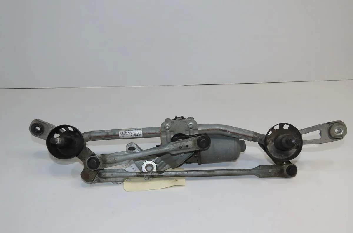 Moteur essuie-glace avant Nissan PULSAR 3-5 portes (C13) 1.2 dig-t (2014) occasion