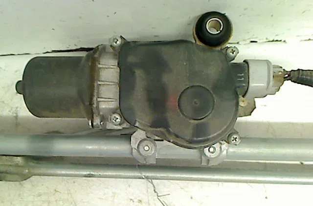 Moteur essuie-glace avant Nissan QASHQAI II SUV (J11, J11_) 1.5 dci (2013) 5 portes occasion