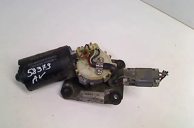 Moteur essuie-glace avant NISSAN TERRANO I  2.7 TD occasion