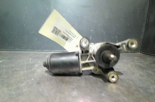 Moteur essuie-glace avant Nissan TERRANO I (WD21) 2.7 td 4wd (1989-1996) occasion