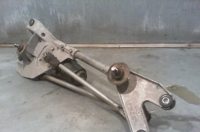 Moteur essuie-glace avant NISSAN X  - TRAIL 2004 occasion